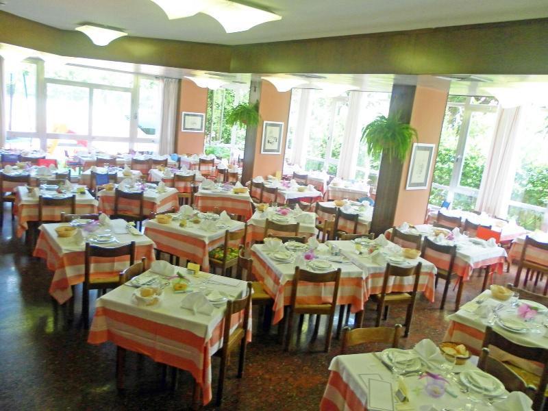 Hotel President San Benedetto del Tronto Exterior photo